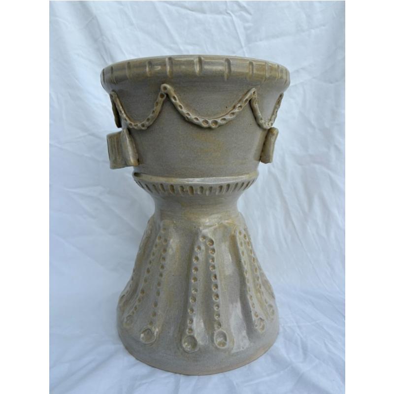 Flower Urn Cream